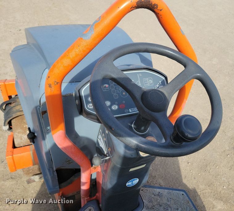 image for item DR4283 2015 Hamm HD10CVV double drum vibratory roller