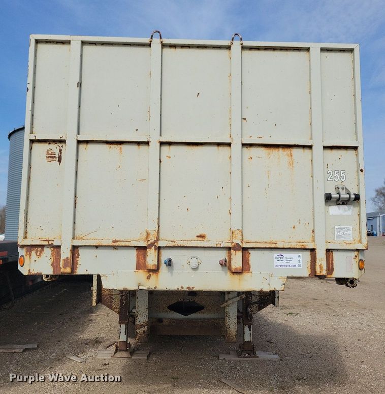 image for item DR4284 1995 Fontaine drop deck equipment trailer