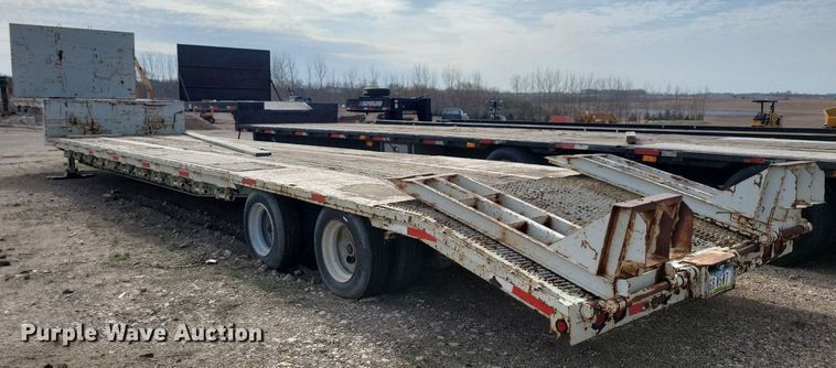 image for item DR4284 1995 Fontaine drop deck equipment trailer