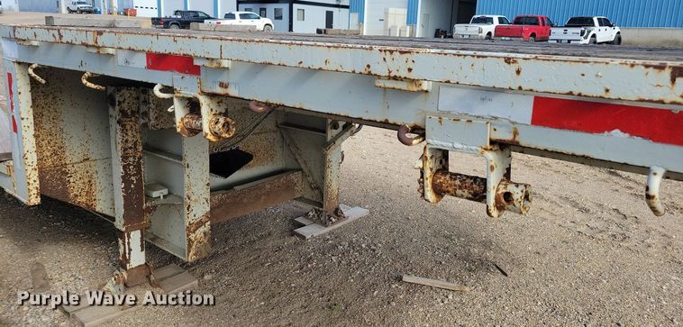 image for item DR4284 1995 Fontaine drop deck equipment trailer