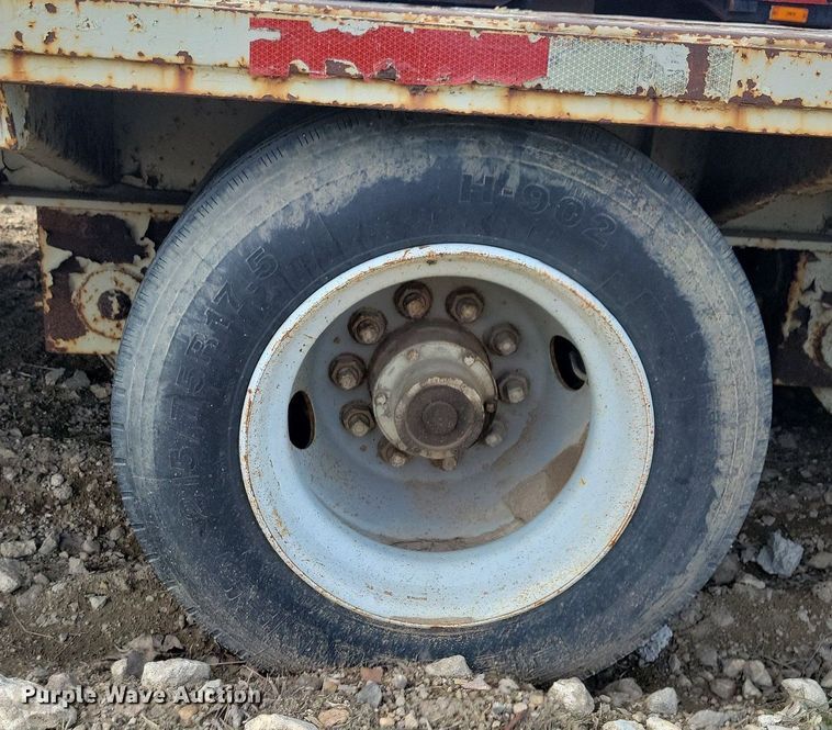 image for item DR4284 1995 Fontaine drop deck equipment trailer