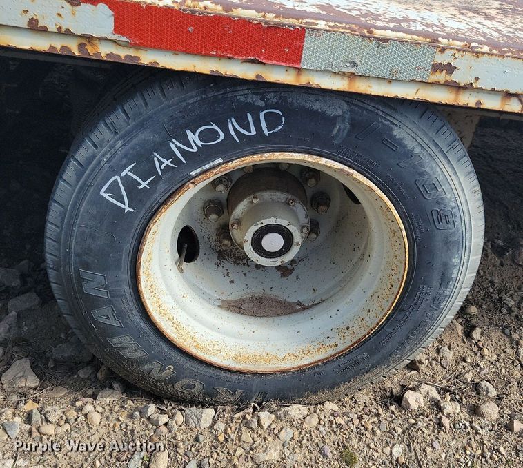 image for item DR4284 1995 Fontaine drop deck equipment trailer