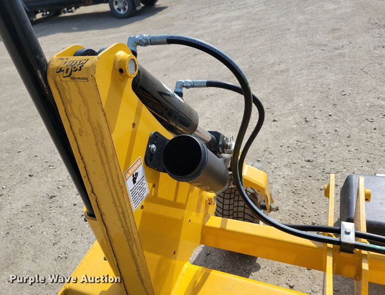 Hitch Doc Dual Dozer laser controlled box blade in Spirit Lake, IA Item DR4285 for sale