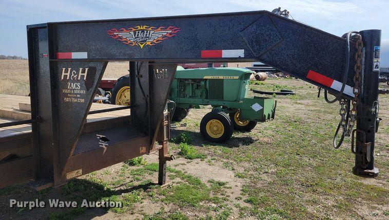 image for item DR4287 2017 H & H FD306 equipment trailer