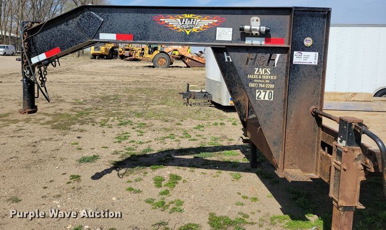 image for item DR4287 2017 H & H FD306 equipment trailer