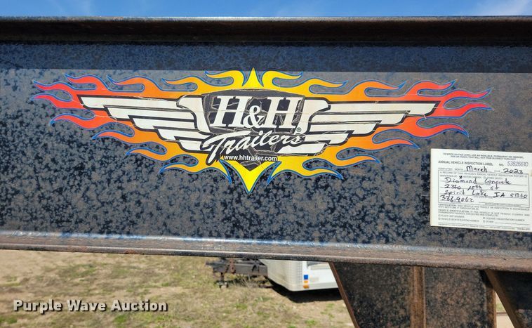 image for item DR4287 2017 H & H FD306 equipment trailer