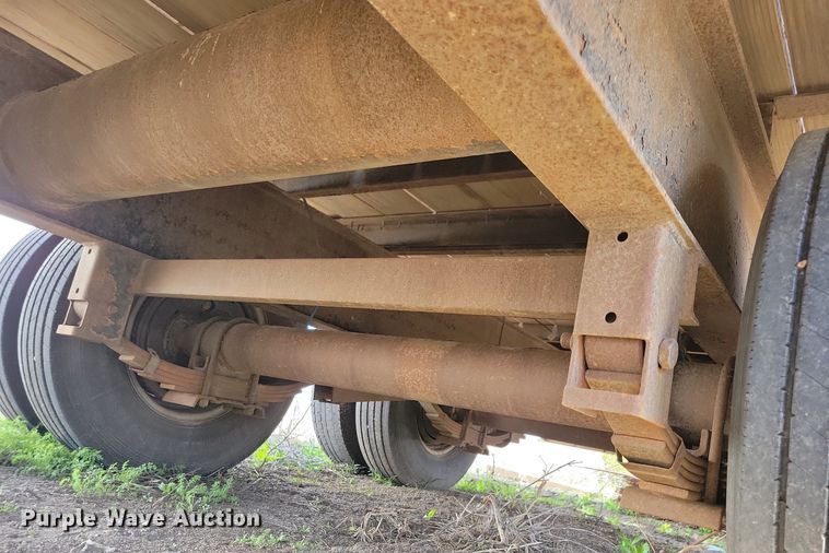 image for item DR4287 2017 H & H FD306 equipment trailer