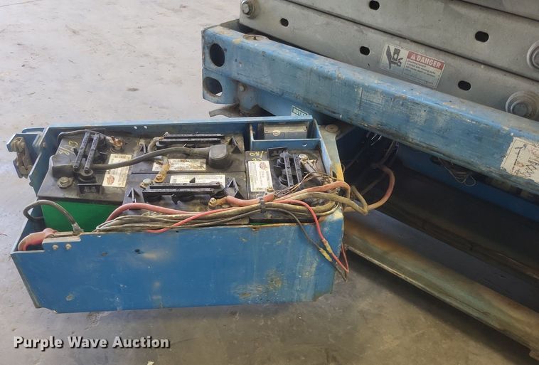 image for item DR4755 Genie GS1930 scissor lift