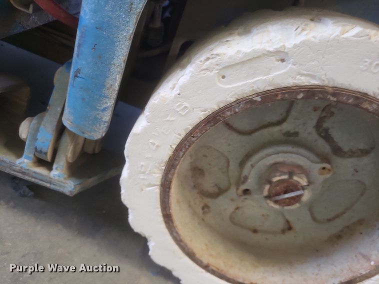 image for item DR4755 Genie GS1930 scissor lift