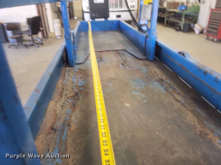 image for item DR4756 2014 Genie GS1930 scissor lift