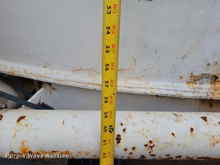 image for item DR7947 2005 Mack CXN612 water truck