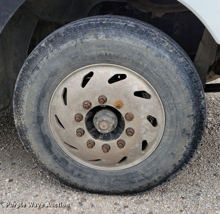 image for item DR7947 2005 Mack CXN612 water truck