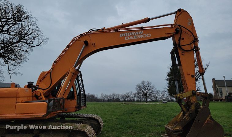 image for item DR7951 2007 Doosan DX300LC excavator