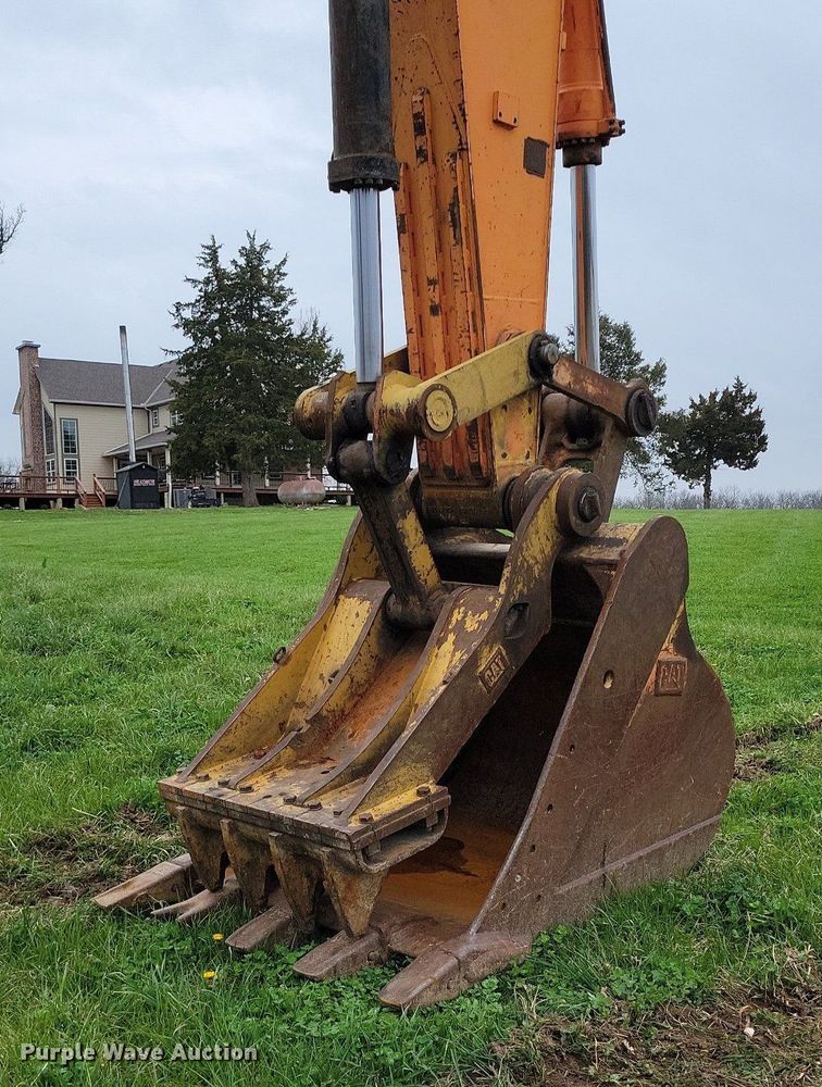 image for item DR7951 2007 Doosan DX300LC excavator