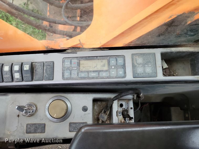 image for item DR7951 2007 Doosan DX300LC excavator