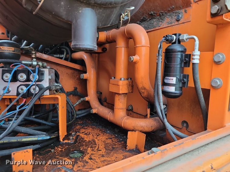 image for item DR7951 2007 Doosan DX300LC excavator