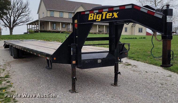 image for item DR7960 2022 BigTex 22GN-35BK+5MR equipment trailer