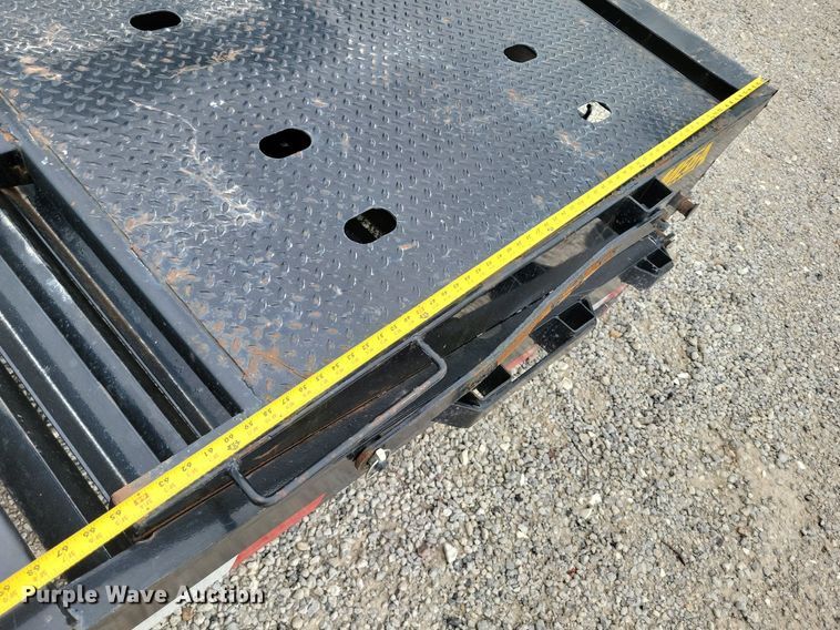 image for item DR7960 2022 BigTex 22GN-35BK+5MR equipment trailer