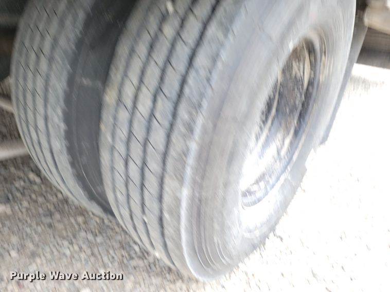 image for item DR7960 2022 BigTex 22GN-35BK+5MR equipment trailer