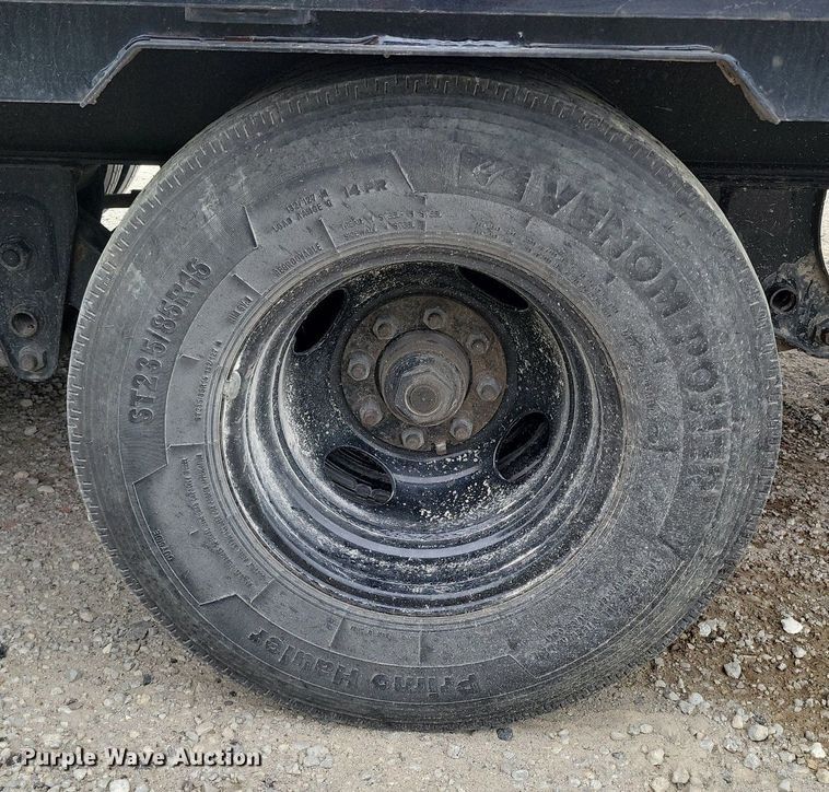 image for item DR7960 2022 BigTex 22GN-35BK+5MR equipment trailer