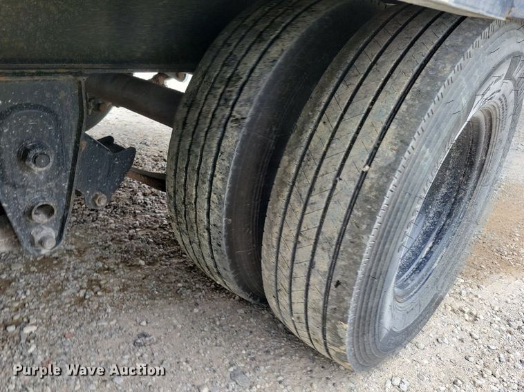 image for item DR7960 2022 BigTex 22GN-35BK+5MR equipment trailer