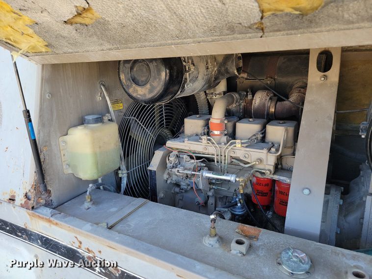 image for item DR8020 1996 LeRoi 375 air compressor