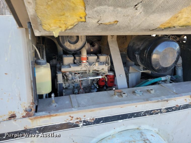 image for item DR8020 1996 LeRoi 375 air compressor