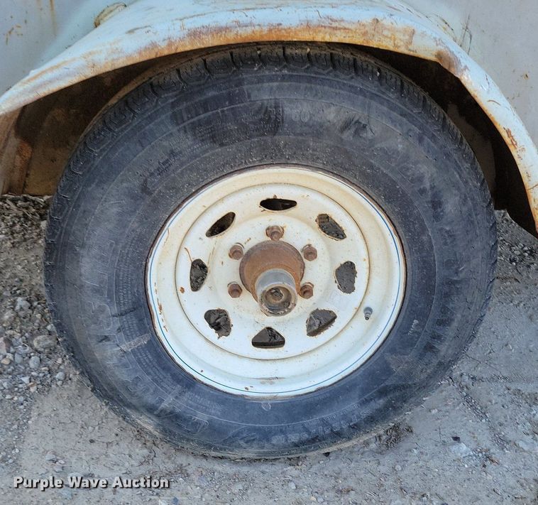 image for item DR8020 1996 LeRoi 375 air compressor