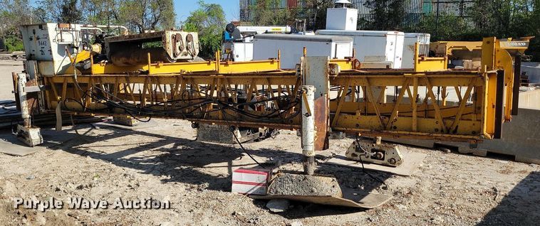 image for item DR8021 Gomaco C450 bridge deck finish machine