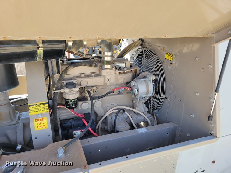 image for item DR8027 1999 LeRoi 185 air compressor