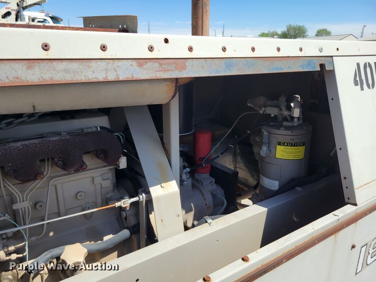 image for item DR8027 1999 LeRoi 185 air compressor