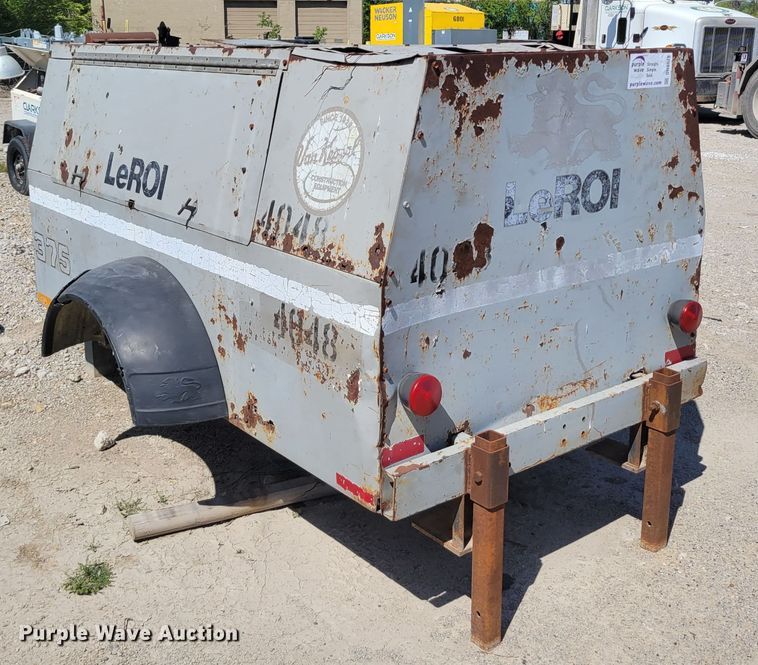 image for item DR8028 1997 LeRoi 375 air compressor