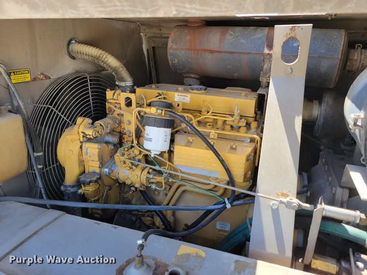 image for item DR8028 1997 LeRoi 375 air compressor