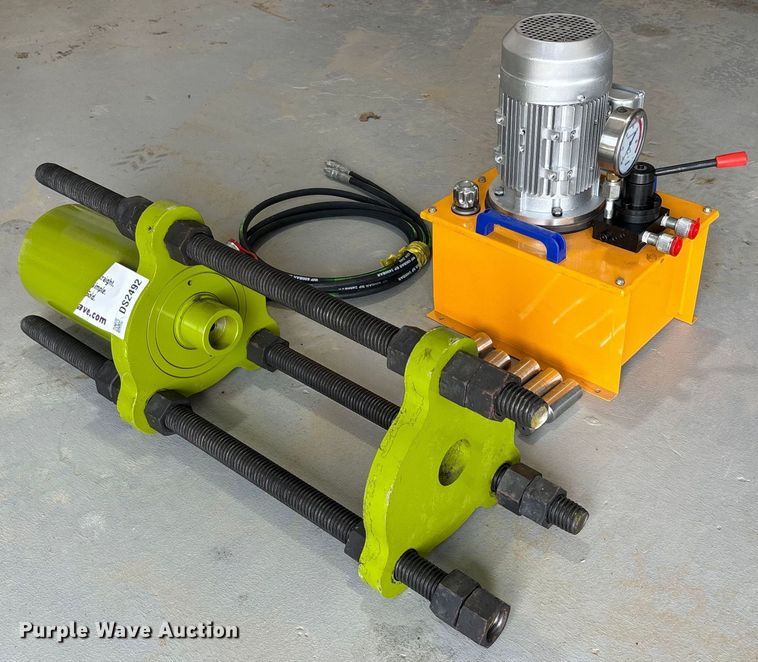 image for item DS2493 Track pin press 