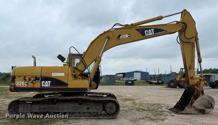 image for item DS2971 2005 Caterpillar 320C excavator