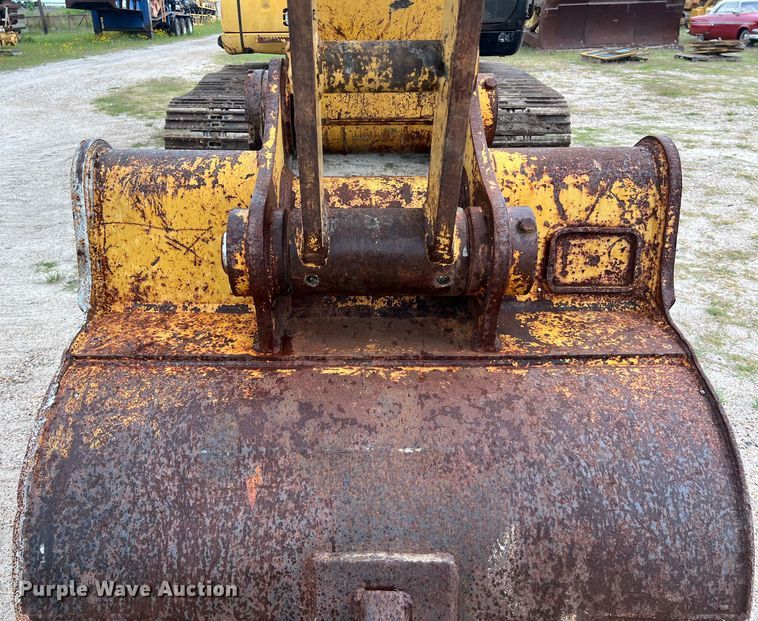 image for item DS2971 2005 Caterpillar 320C excavator