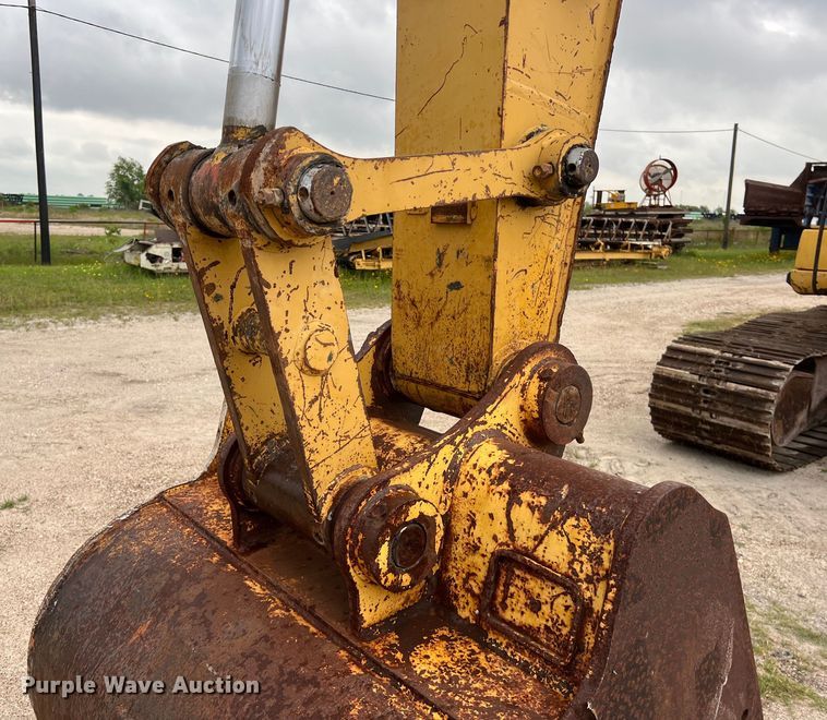 image for item DS2971 2005 Caterpillar 320C excavator