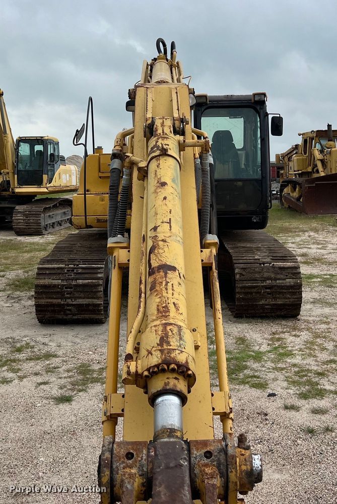 image for item DS2971 2005 Caterpillar 320C excavator