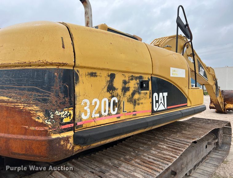 image for item DS2971 2005 Caterpillar 320C excavator