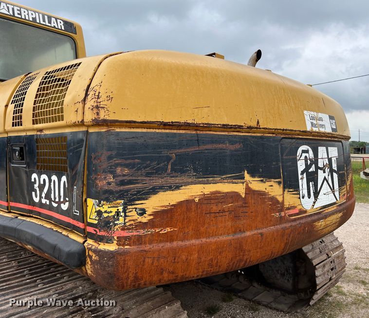 image for item DS2971 2005 Caterpillar 320C excavator