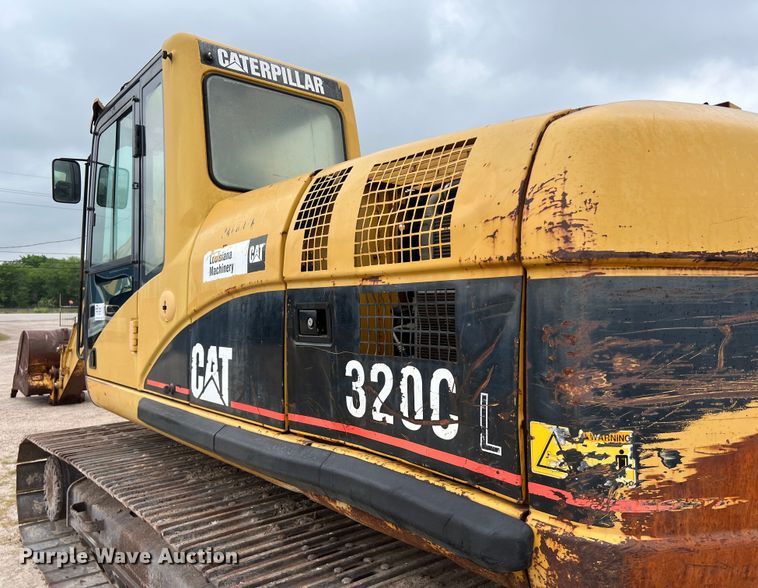 image for item DS2971 2005 Caterpillar 320C excavator