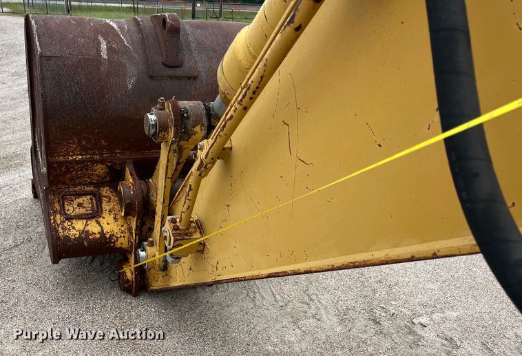 image for item DS2971 2005 Caterpillar 320C excavator