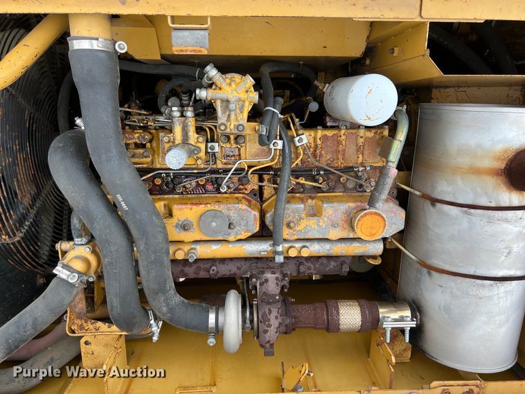 image for item DS2971 2005 Caterpillar 320C excavator