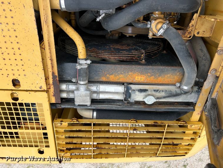 image for item DS2971 2005 Caterpillar 320C excavator