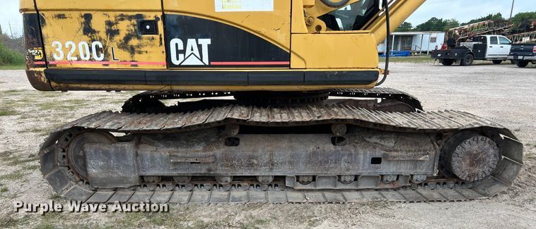 image for item DS2971 2005 Caterpillar 320C excavator