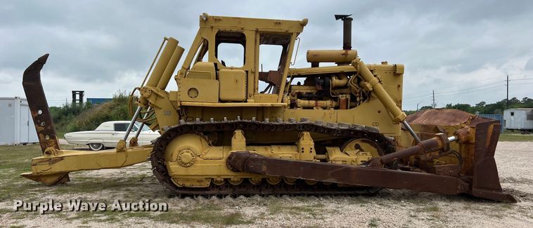 image for item DS2972 Caterpillar D9 dozer