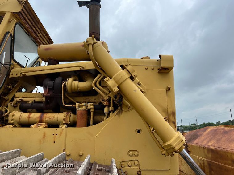 image for item DS2972 Caterpillar D9 dozer