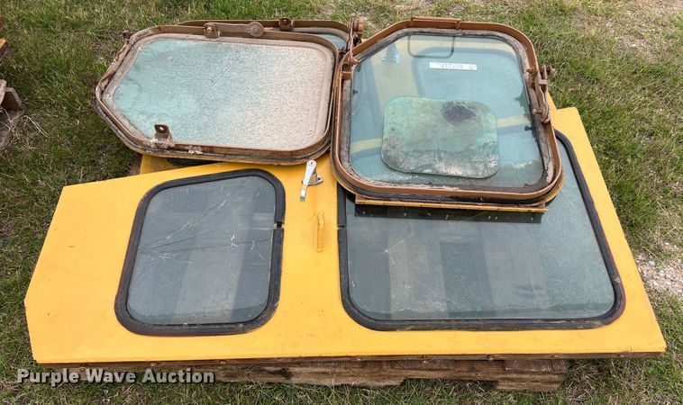 image for item DS2972 Caterpillar D9 dozer