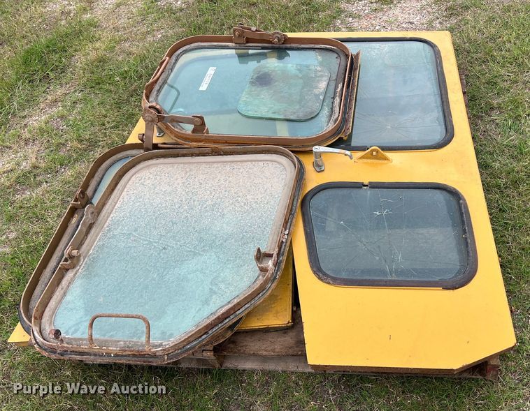 image for item DS2972 Caterpillar D9 dozer