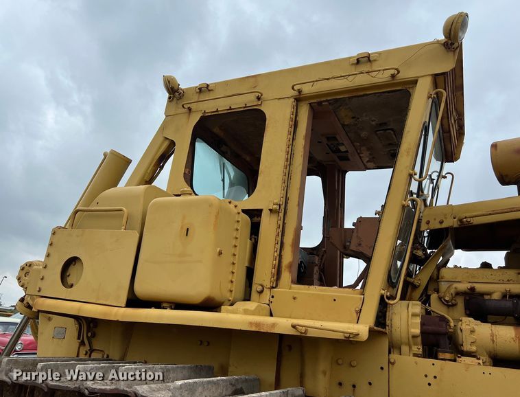 image for item DS2972 Caterpillar D9 dozer